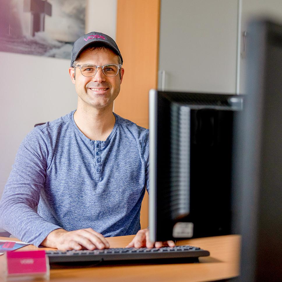 Michael Riley, Account Manager VOSS USA